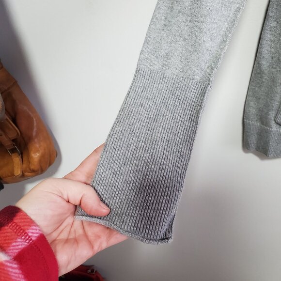 AMERICAN EAGLE Vintage Angora Rabbit Blend Cardigan Button Up Grey Women's Small - Picture 3 of 11